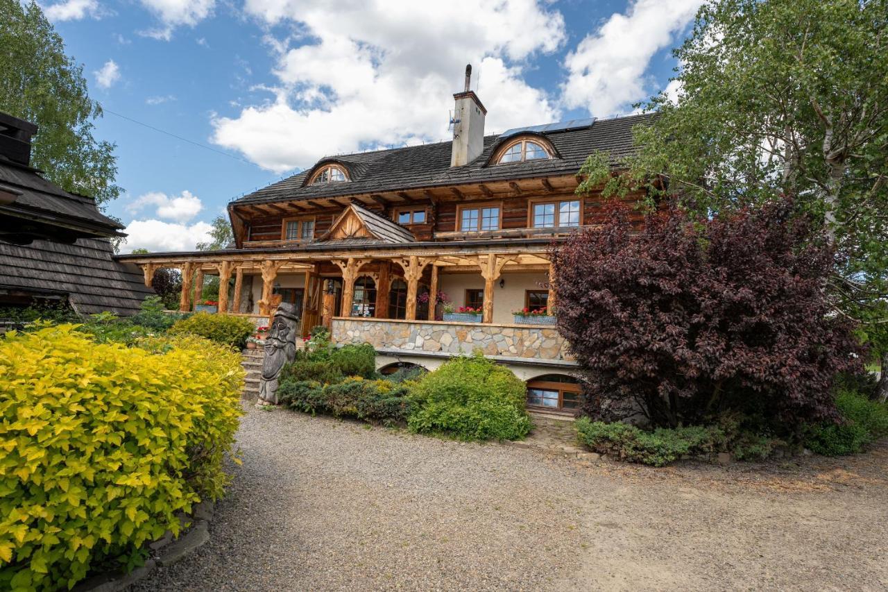 Bed and Breakfast Gosciniec Debowa Gazdowka Ustrzyki Dolne Exteriér fotografie