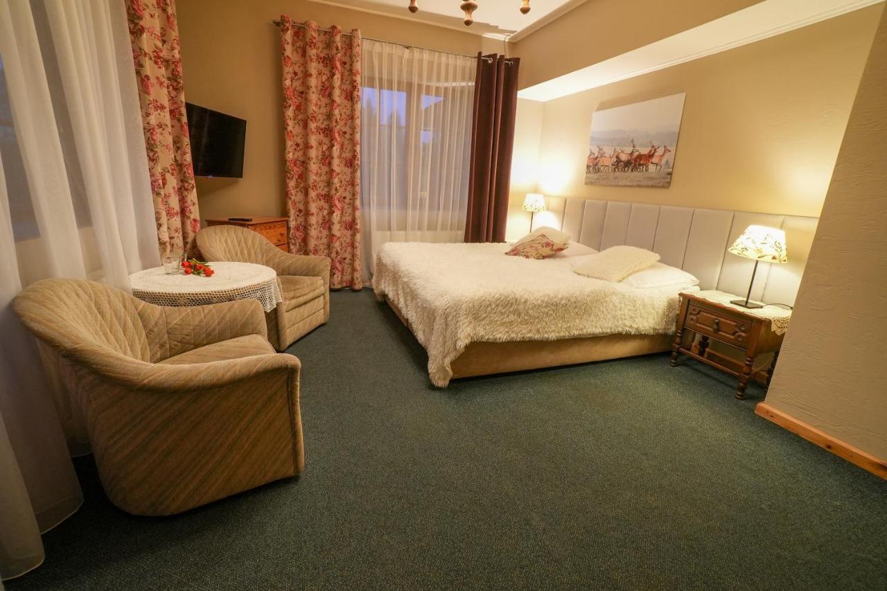 Bed and Breakfast Gosciniec Debowa Gazdowka Ustrzyki Dolne Exteriér fotografie