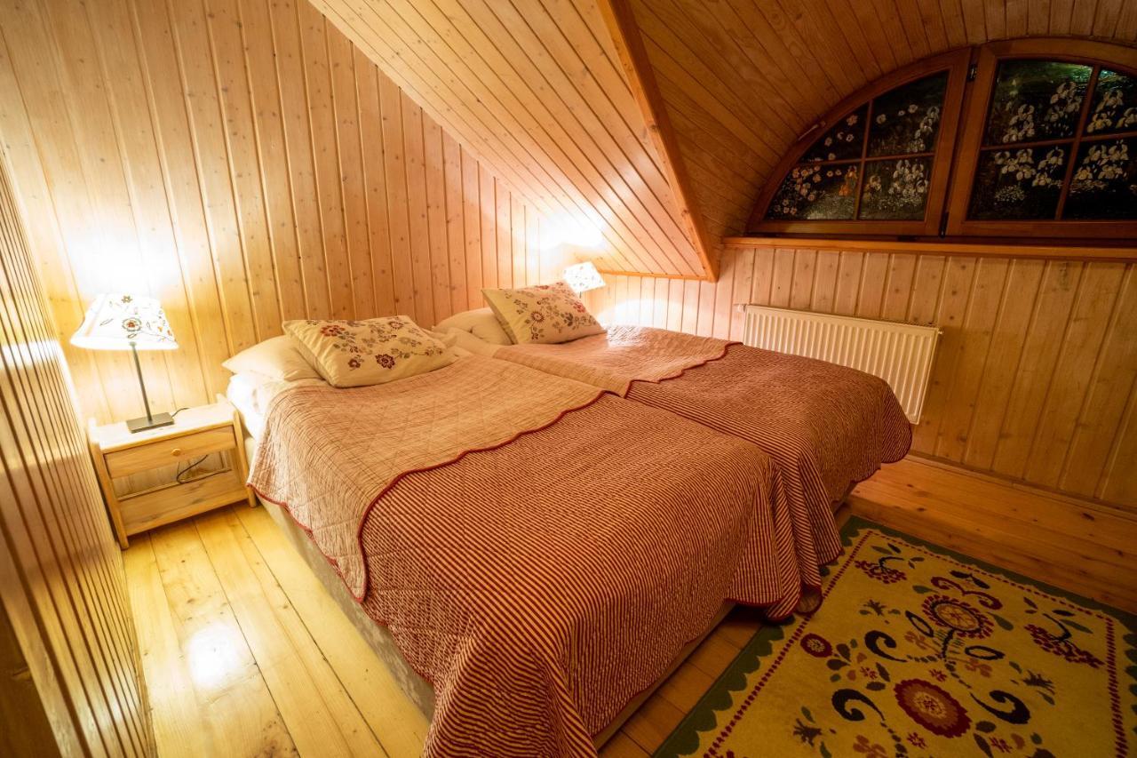 Bed and Breakfast Gosciniec Debowa Gazdowka Ustrzyki Dolne Exteriér fotografie